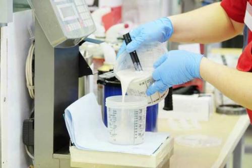 Можно ли наносить жидкое стекло на краску. Зачем советуют добавлять в водоэмульсионку жидкое стекло