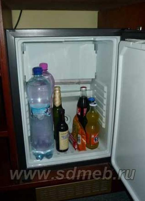 Встроенный холодильник под столешницу. Обзор холодильников встраиваемых под столешницу на кухне