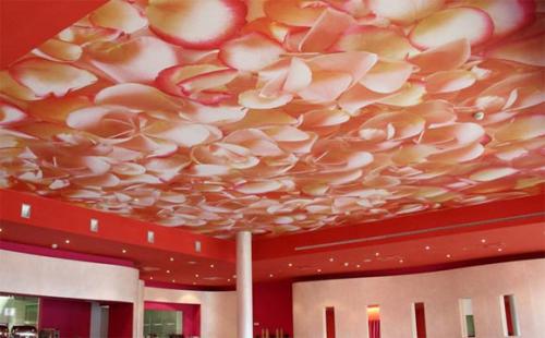 Потолок из обычной ткани. Как сделать тканевый натяжной потолок своими руками