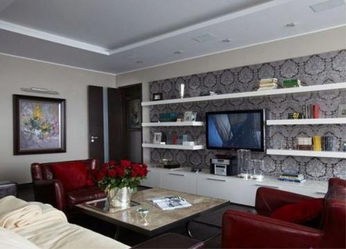 Какие лучше обои поклеить в зале. Особенности комбинирования обоев двух цветов в зале 16