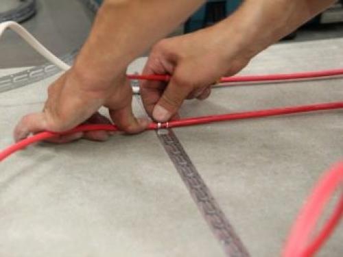 Как сделать в квартире теплый пол своими руками. Как правильно сделать теплый пол от отопления 21