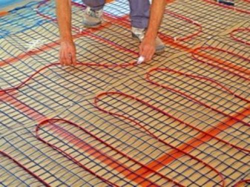 Как сделать в квартире теплый пол своими руками. Как правильно сделать теплый пол от отопления 22