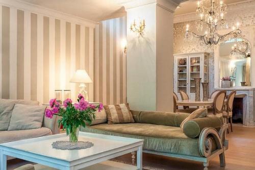 Бежево коричневый интерьер. КАК ВНЕДРИТЬ СОЧЕТАНИЕ СЕРОГО И БЕЖЕВОГО В ИНТЕРЬЕР ГОСТИНОЙ