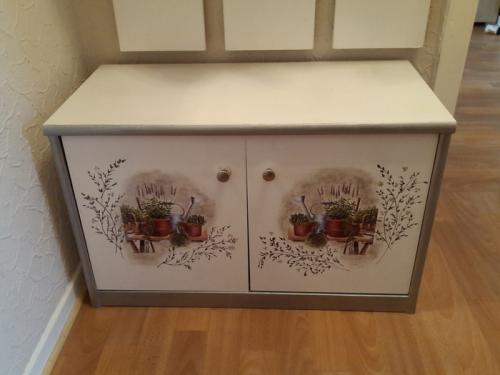 Как облагородить антресоль. Как переделать старую антресоль в тумбу для хранения обуви