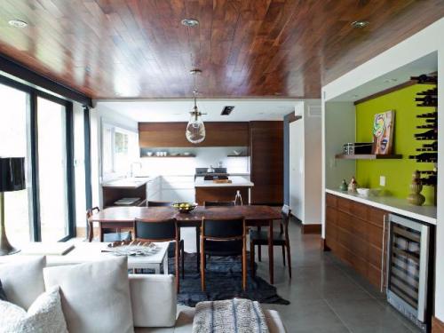 Как крепить ламинат на стену вертикально. Ламинат на стене