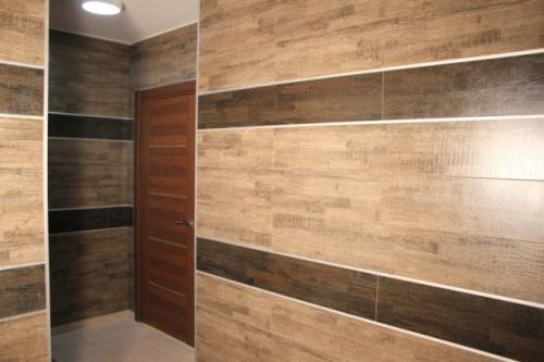 Как крепить ламинат на стену вертикально. Ламинат на стене