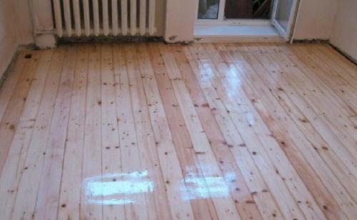 Как выровнять деревянный пол в хрущевке. Способы реставрации деревянных полов в «хрущевке»