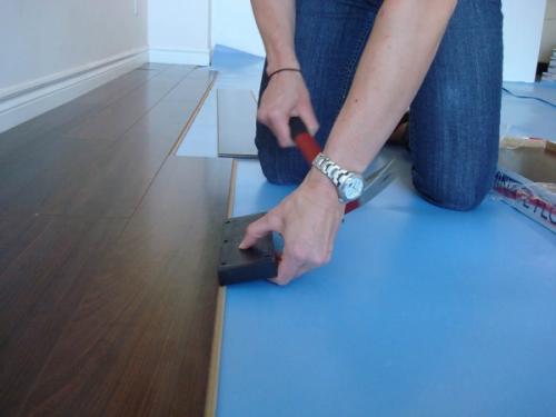 Укладка ламината на линолеум