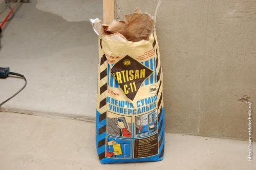 Как уложить на стену плитку. Этапы укладки керамической плитки в ванной комнате 11