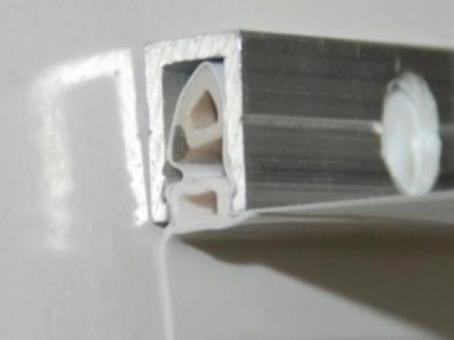 Монтаж подвесного потолка своими руками. Устанавливаем одноуровневый потолок по шагам 08 Монтаж подвесного потолка своими руками. Устанавливаем одноуровневый потолок по шагам 08