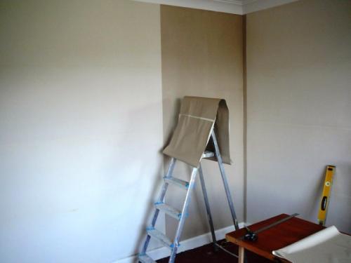 Как правильно красить стеклообои. Покраска и поклейка стеклообоев