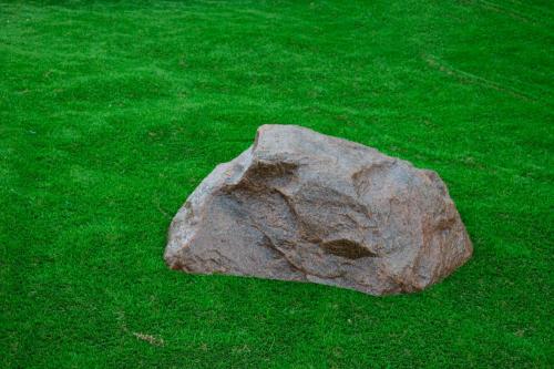 Искусственный камень на люк своими руками. Что это такое и зачем они нужны?