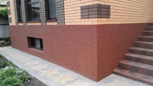 Как обшить цоколь дома. Чем отделать цоколь дома: от эксклюзивных до бюджетных вариантов с пошаговыми инструкциями