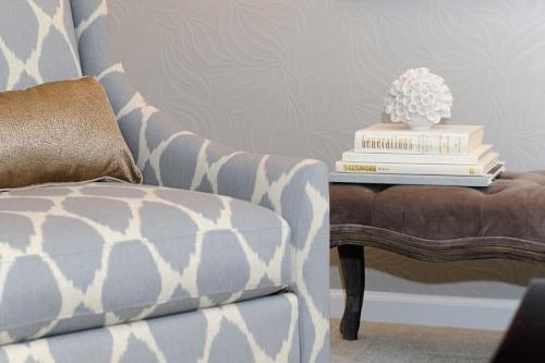 Стеклообои без покраски. Стеклообои – преимущества использования и особенности нанесения на разные поверхности (95 фото)