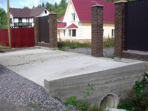 Въезд на участок с уклоном. Как сделать въезд на участок — этапы обустройства заезда, а также установление подпорных стенок! (фото и видео)