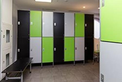 Шкафчики секционные раздевалка. Шкафчики для раздевалок 18