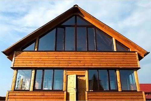 Отделка фронтонов частных домов. Дешевые материалы для обшивки