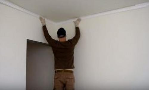 Как правильно обрезать плинтуса на потолок. С использованием стусла 10 Как правильно обрезать плинтуса на потолок. С использованием стусла 10