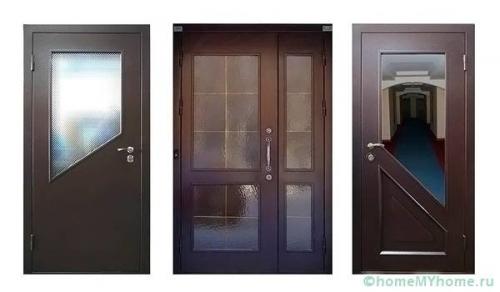 Двери для дома. Из чего собираются пластиковые входные двери для частного дома: фото и примеры оформления