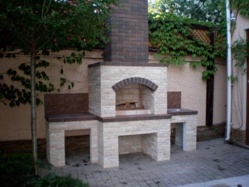 Кладка барбекю своими руками. Барбекю из кирпича своими руками пошаговая инструкция для домашнего умельца (фото + видео)