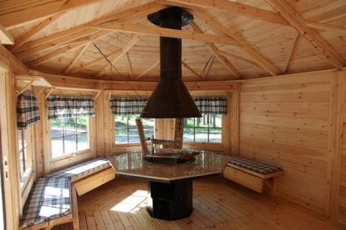 Проекты беседок из дерева с мангалом и барбекю из кирпича. Какие бывают беседки 11 Проекты беседок из дерева с мангалом и барбекю из кирпича. Какие бывают беседки 11