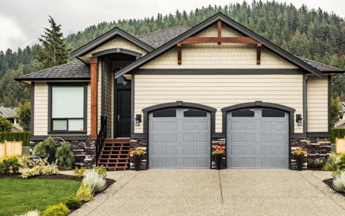 Гараж в загородном доме. Дом с гаражом – очевидные преимущества