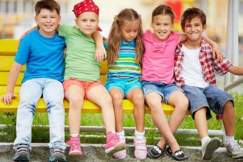 Скамейки из металла и дерева. Фото садовых скамеек своими руками, их функциональная сторона