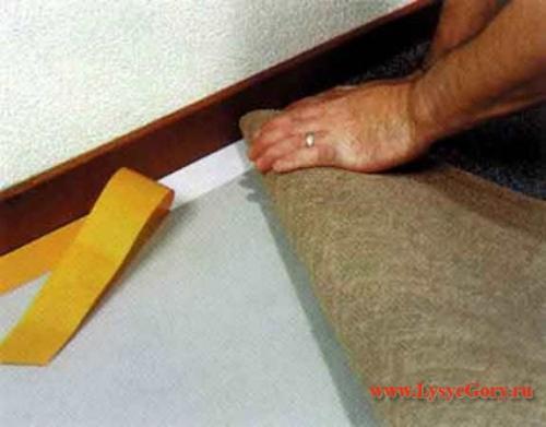 Укладка ковролина на ламинат. Укладка ковролина на деревянный пол