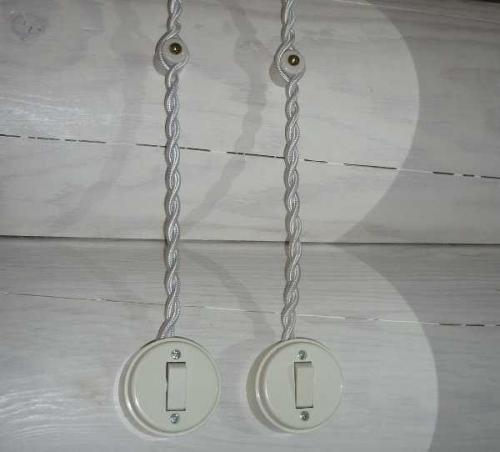 Витой провод для открытой проводки в деревянном доме. Причины, по которой выбирают наружную проводку