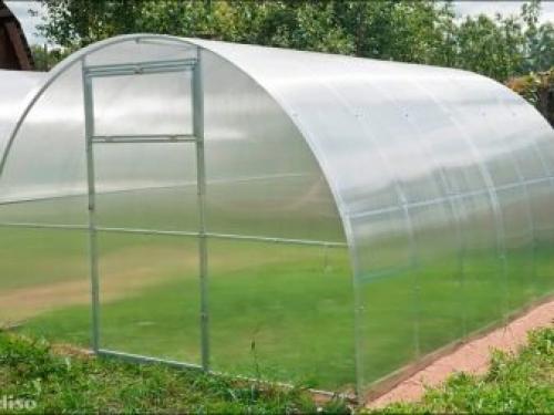 Какой поликарбонат лучше для теплицы. №1. Основные преимущества поликарбоната 03