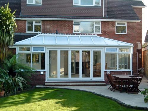 Пластиковые двери входные для частного дома. Достоинства и недостатки