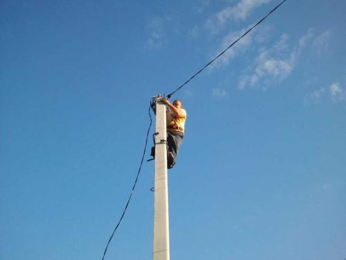 Как подключить электричество к частному дому от столба своими руками. Подвод электроэнергии по воздуху