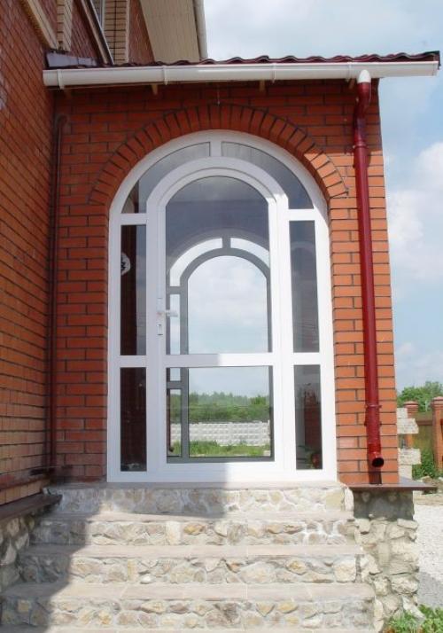 Пластиковые двери входные для частного дома. Достоинства и недостатки