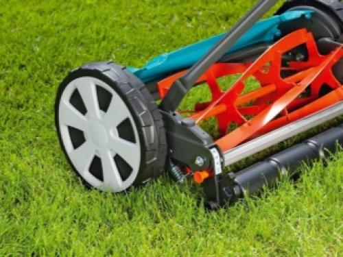 Электрическая газонокосилка, какую выбрать. Рейтинг электрических газонокосилок 07