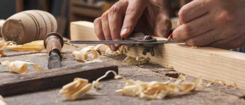 Чем заняться в частном доме, чтобы заработать денег.  Производство мебели на заказ.