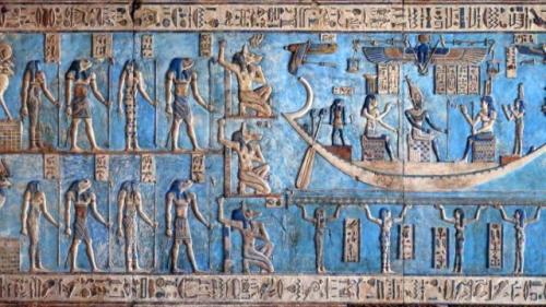 Как использовать освещение для подчеркивания голубых оттенков в интерьере спальни. Голубая спальня: советы по созданию неповторимого дизайна + фото лучших интерьеров