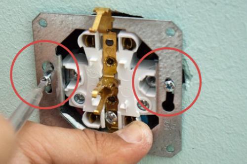 Можно ли вместо одинарной розетки поставить двойную. Как заменить электрическую розетку на двойную