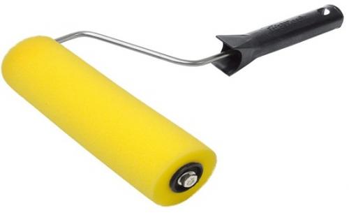 Как клеить флизелиновые обои на гипсокартон. Инструменты и материалы