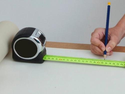 Как клеить флизелиновые обои в углах. Как клеить обои в углах