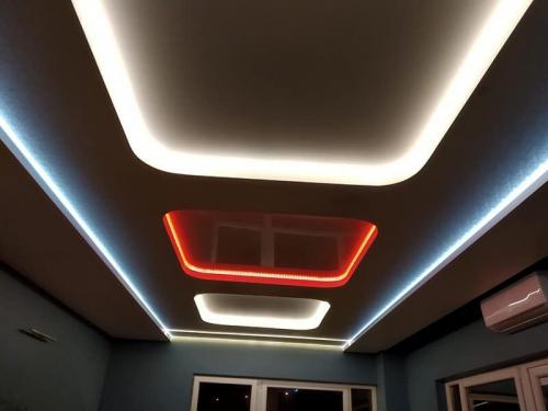 Подсветка потолков светодиодными лентами. Светодиодная подсветка на потолок своими руками — пошаговое подключение