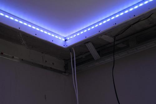Светодиодная лента под натяжной потолок. Светодиодное освещение и его характеристики