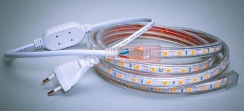 Какая светодиодная лента лучше 12 или 220. Какие бывают виды светодиодных лент