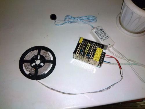 Монтаж светодиодной ленты на кухне. Подсветка на кухню. Часть первая: Магия бесконтактного включения.