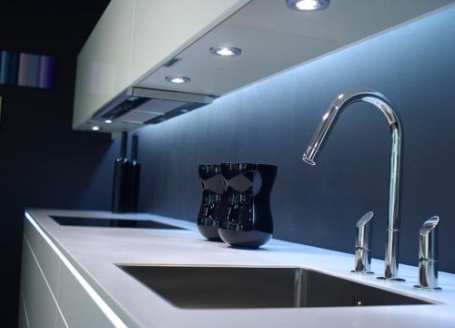 Подсветка рабочей зоны на кухне за 5 шагов. Что представляет собой светодиодная подсветка 02