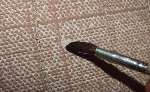 Как защитить флизелиновые обои от износа и повреждений после поклейки. Царапины на обоях