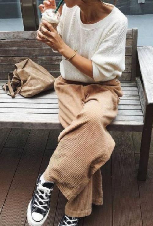 Бежевый цвет в гардеробе: с чем его носить для стильного образа 03 Бежевый цвет в гардеробе: с чем его носить для стильного образа 03