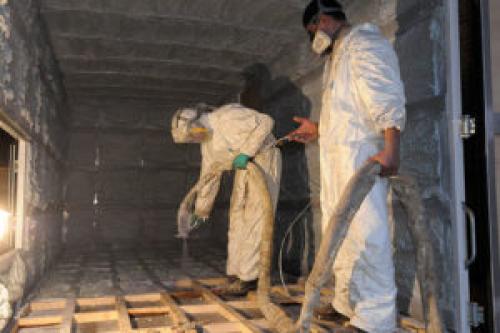 Утепление крыши пеной. Плюсы и минусы утепления мансарды пеной