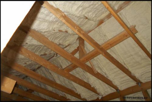 Как утеплить крышу дома недорого. 