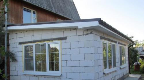 Как harmonировать дизайн пристройки из пеноблоков с основным домом. Как сделать пристройку из пеноблоков к дому?