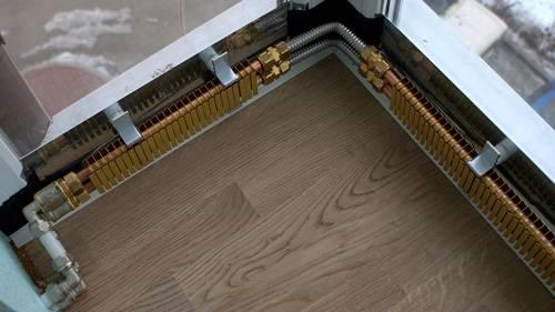 Теплый Водяной плинтус.  Водяной теплый плинтус